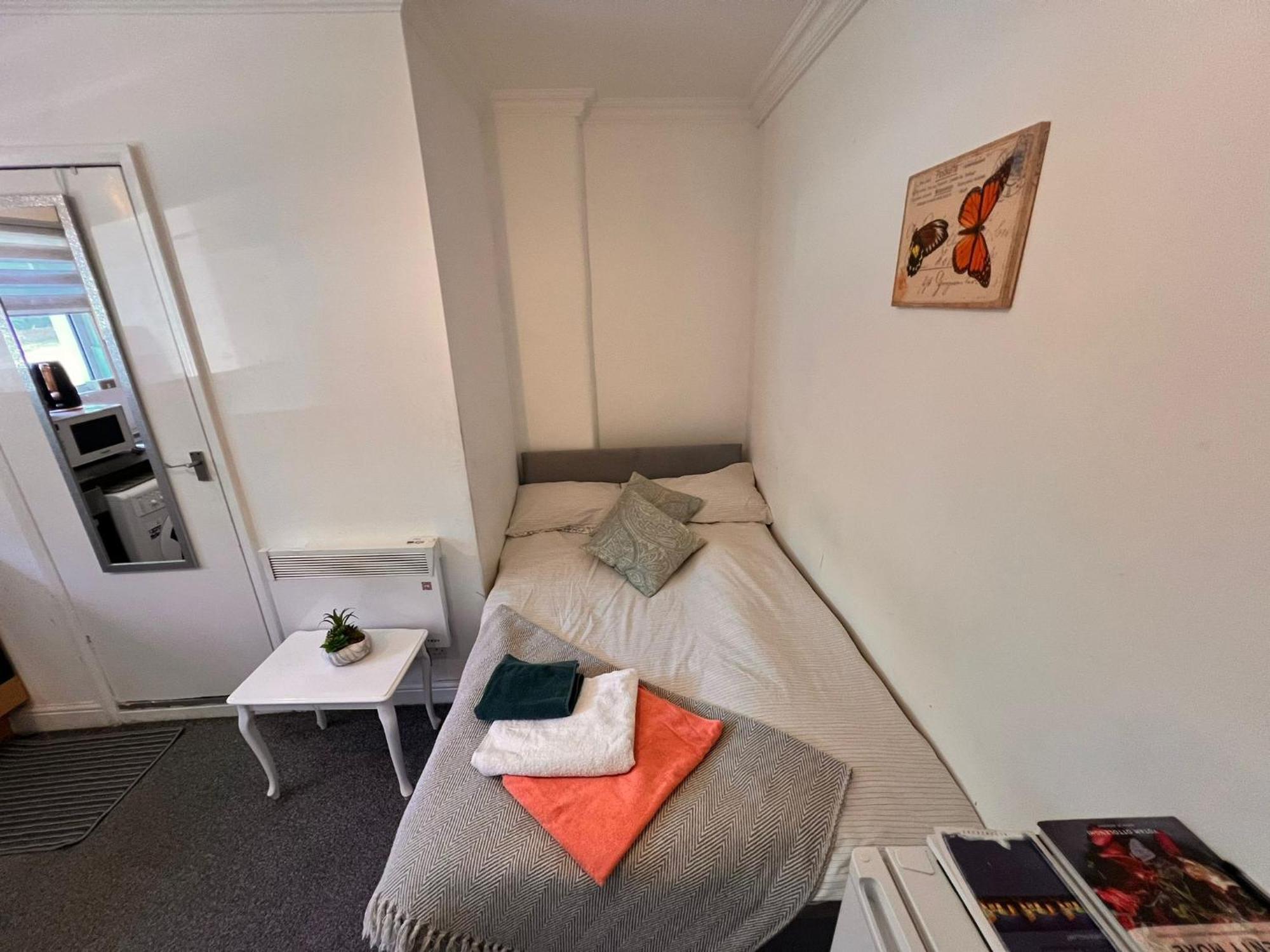 Studio London Hackney Near Homerton Hospital ภายนอก รูปภาพ